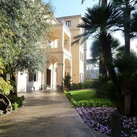 Crawford Guest house 4*